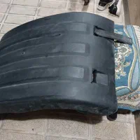 گلگیر پلاستیکی محور عقب کشنده ولوو|قطعات یدکی و لوازم جانبی|چناران, |دیوار