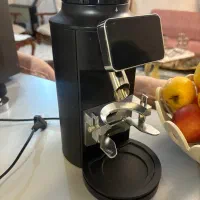 آسیاب قهوه هوم ۰۲۱ و لواک ۳۰۱۰ درحد نو