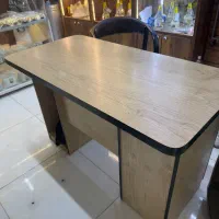 میز کامپیوتر و مطالعه