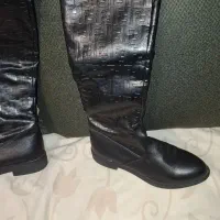 چکمه مشکی ورساچه ورنی