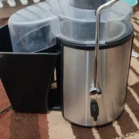 آبمیوه گیری مک