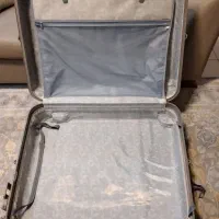 چمدان ژاپنی اکسپرس|کیف، کفش، کمربند|شیراز, فرهنگ شهر|دیوار