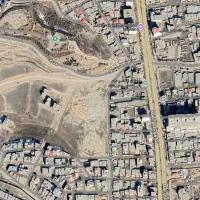 بازرگان بر خیابان ۲۰ متری دو نبش