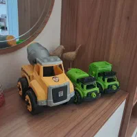 ماشین اسباب بازی بازی پیچی