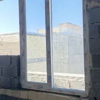 پنجری پی وی سی با شیشه دوجداره
