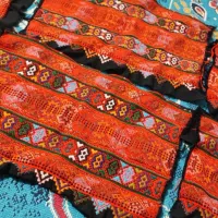 زی آستین|لباس|خاش, |دیوار