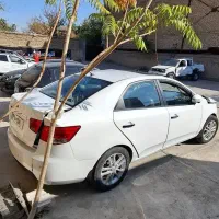 کیا سراتو آپشنال دنده اتومات / تصادفی