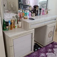 تخت دونفره به همراه ۲ پاتختی و میز آرایش|تخت و سرویس خواب|تهران, قصر فیروزه ۲|دیوار