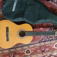 گیتار یاماها