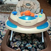 روروک همراه با کریر نوزاد