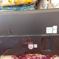 یک تلویزیون مارک سام 43اینج بفروش میرسه