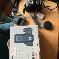 دوربین عکاسی کننEOS600D