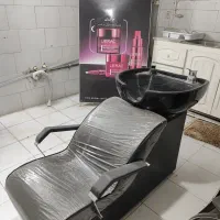 کلیه لوازم آرایشگاه به فروش می‌رسد