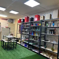 فروشنده مغازه دخانیات