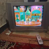 یک تلوزیون۱۹کم کارکردویک۱۵نصف قیمت