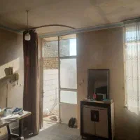 ویلایی نقلی حاشیه خیابان 10متری مسلم جنوبی