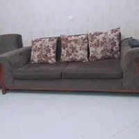 مبل ۱۱نفره و میز ناهاری و بوفه منبت کاری شده|مبلمان خانگی و میز عسلی|کرج, ساسانی (قلمستان)|دیوار