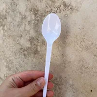 قاشق یکبار مصرف