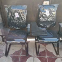 صندلی محصلی مناسب انتظار د کامپیوتر طبی دانش آموزی