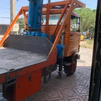 راننده جرثقیل خاور ۶۰۸