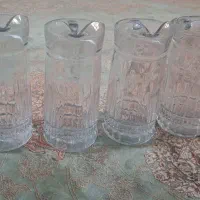 تعدادی ظروف پذیرایی