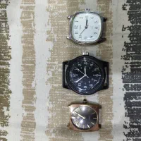 سه عدد ساعت مچی