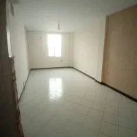 یک واحد آپارتمان ۵۲ متری