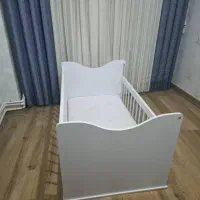 تخت کودک بین ۳ تا ۵ سال همراه با تشک طبی|تخت و سرویس خواب|تبریز, |دیوار