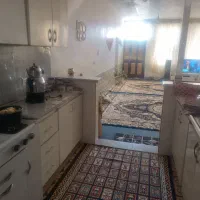 دو طبقه طبقه اول