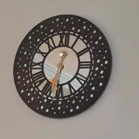 ساعت دیواری