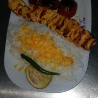 نیروی خانم واقا.رستوران نظافت