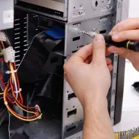 نصب انواع ویندوز و خدمات کامپیوتری درمحل شما