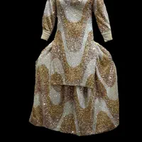 لباس محلی زنانه|لباس|لنجان, |دیوار