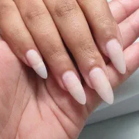 خدمات ناخن با تخفیف به مدت محدود