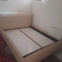 تخت خواب دو نفره و کاملا سالم|تخت و سرویس خواب|بیرجند, |دیوار