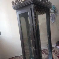 بوفه تمام شیشه، آینه دار،چوب راش'مشکی.|بوفه، ویترین، کنسول|اردبیل, |دیوار