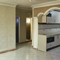 آپارتمان ۸ دی طبقه سوم ۸۵ متری طبقه سوم تخلیه