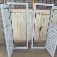 درب pvc با آیینه جهت استفاده در سرویس بهداشتی حمام