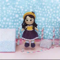عروسک دستبافت