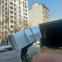 باربری حمل و اثاثیه منزل و کارگر خالی