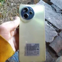 گوشی درحد نو