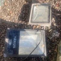 دو عدد پروژکتور