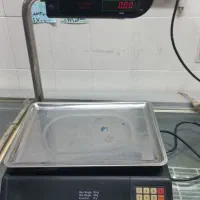 ترازوی مغازه ۳۵ کیلویی سالم سالم|فروشگاه و مغازه|چهاردانگه (تهران), |دیوار