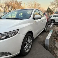 سراتو مدل ۹۷مشابه صفر کارکرد ۹۸هزار