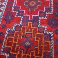 یک عدد قالیچه دستباف