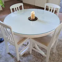 میز گرد و ۴صندلی تمام چوب