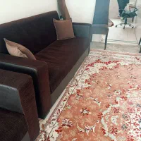 مبل قهوه ای