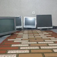 چهار عدد مانیتور