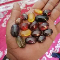 نگین جواهراتی انگشتر