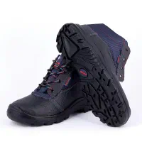 کفش کار|کیف، کفش، کمربند|قم, حنیف نژاد|دیوار